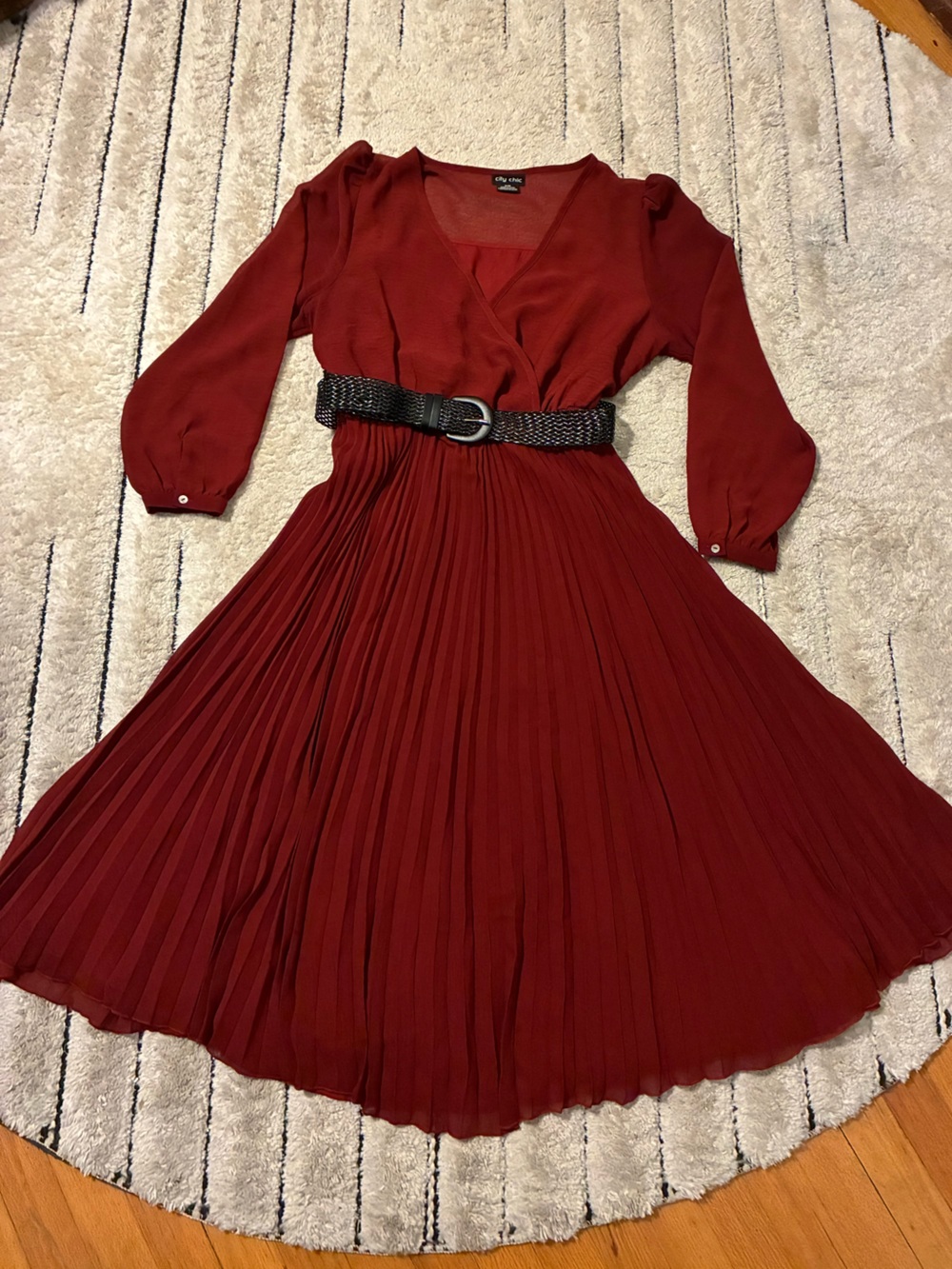 City Chic PLUS SIZE Burgundy Long Sleeve Pleated Midi Dress
